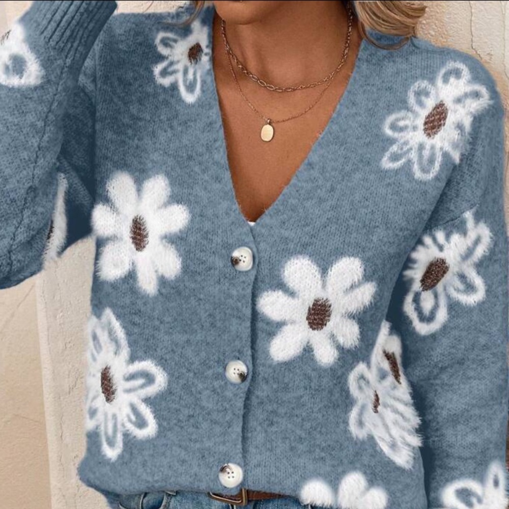 New V neck button down floral cardigan sweater